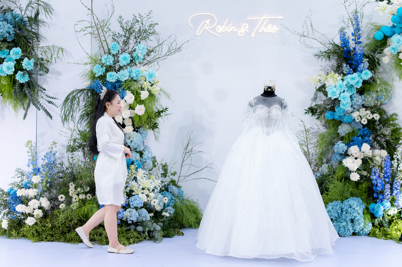 Trang trí tiệc cưới ngoài trời