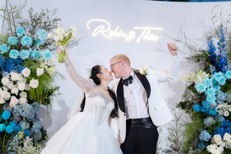 Trang trí tiệc cưới ngoài trời